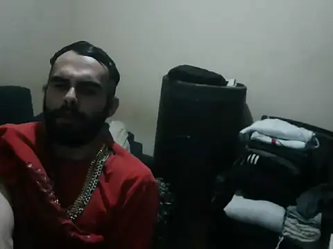 giovanift111 online show from April 18, 6:38 am