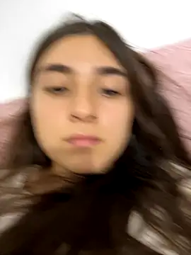 Snapshot of Valentina_ro chatting on November 6, 2:48 am Valentina ro online show from November 6, 2:48 am