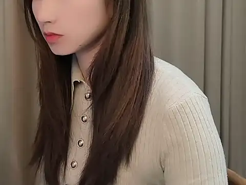 Snapshot of lvy-002 chatting on November 7, 3:55 am lvy-002 online show from November 7, 3:55 am