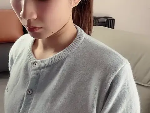 Snapshot of lvy-002 chatting on December 5, 2:26 pm lvy-002 online show from December 5, 2:26 pm