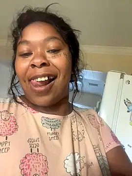 Snapshot of diimplezduhh chatting on October 27, 9:49 pm diimplezduhh online show from October 27, 9:49 pm