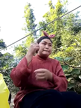 Snapshot of loncon-mup chatting on November 23, 8:02 am loncon-mup online show from November 23, 8:02 am