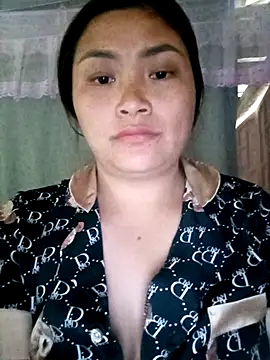 Snapshot of loncon-mup chatting on October 28, 4:57 am loncon-mup online show from October 28, 4:57 am