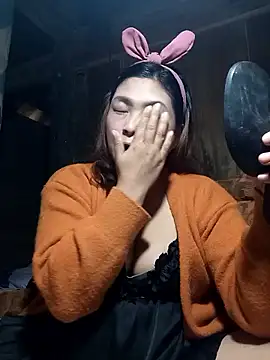 Snapshot of loncon-mup chatting on December 16, 2:49 am loncon-mup online show from December 16, 2:49 am