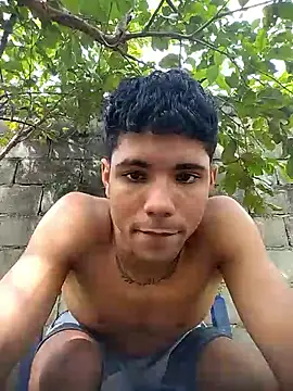 Snapshot of Alex_Sweeting chatting on November 13, 6:45 pm Alex Sweeting online show from November 13, 6:45 pm