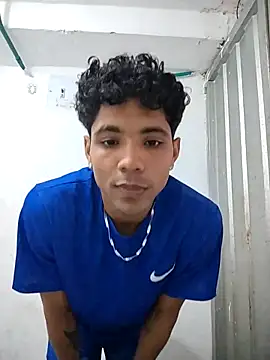 Alex Sweeting online show from March 25, 9:24 pm