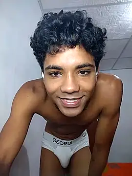 Alex Sweeting online show from February 19, 4:59 pm