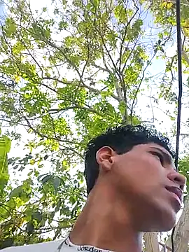 Alex Sweeting online show from February 3, 7:41 pm