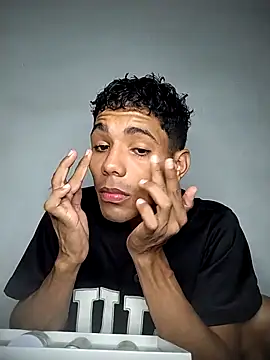 Snapshot of Alex_Sweeting chatting on November 4, 7:12 am Alex Sweeting online show from November 4, 7:12 am