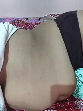 Snapshot of cutietapaswini chatting on July 13, 9:52 am cutietapaswini online show from July 13, 9:52 am