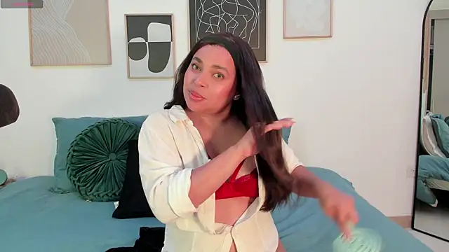 Snapshot of Arianalain chatting on October 30, 11:19 am Arianalain online show from October 30, 11:19 am