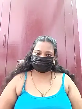 Snapshot of Mandhra28 chatting on November 10, 6:02 pm Mandhra28 online show from November 10, 6:02 pm