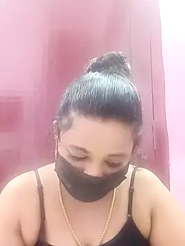 Snapshot of Mandhra28 chatting on November 17, 7:07 pm Mandhra28 online show from November 17, 7:07 pm