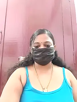 Snapshot of Mandhra28 chatting on November 10, 5:56 am Mandhra28 online show from November 10, 5:56 am