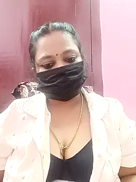 Snapshot of Mandhra28 chatting on October 31, 5:42 pm Mandhra28 online show from October 31, 5:42 pm