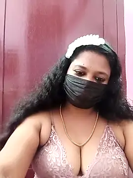 Snapshot of Mandhra28 chatting on November 21, 8:08 pm Mandhra28 online show from November 21, 8:08 pm