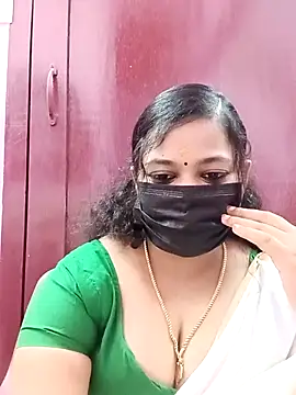 Snapshot of Mandhra28 chatting on December 15, 5:30 pm Mandhra28 online show from December 15, 5:30 pm