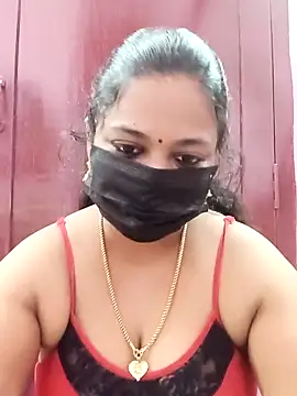 Snapshot of Mandhra28 chatting on December 14, 5:40 pm Mandhra28 online show from December 14, 5:40 pm