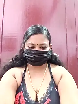 Snapshot of Mandhra28 chatting on November 7, 6:45 pm Mandhra28 online show from November 7, 6:45 pm