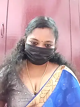 Snapshot of Mandhra28 chatting on October 30, 7:17 am Mandhra28 online show from October 30, 7:17 am