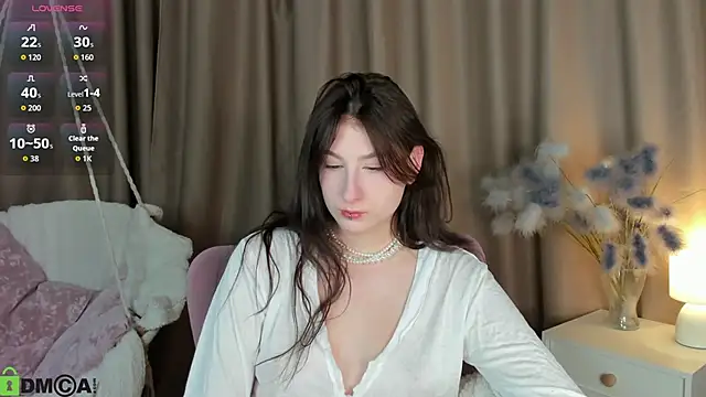 May Yam online show from February 6, 12:50 am