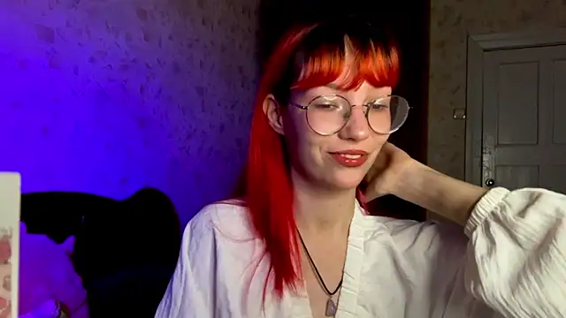 Snapshot of Midnight_Secret chatting on October 28, 3:11 pm Midnight Secret online show from October 28, 3:11 pm