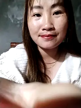 emini-xx online show from April 1, 6:04 am