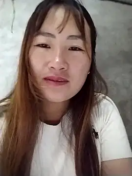 Snapshot of emini-xx chatting on November 3, 12:05 am emini-xx online show from November 3, 12:05 am