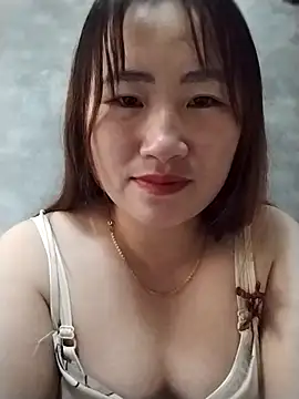 Snapshot of emini-xx chatting on November 15, 6:17 am emini-xx online show from November 15, 6:17 am