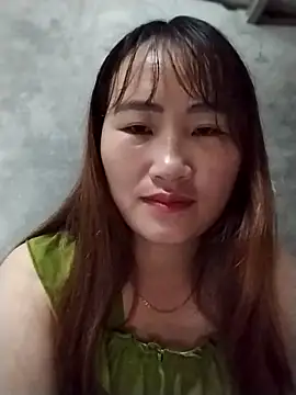 Snapshot of emini-xx chatting on November 12, 12:26 am emini-xx online show from November 12, 12:26 am