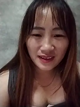 Snapshot of emini-xx chatting on November 17, 11:14 am emini-xx online show from November 17, 11:14 am