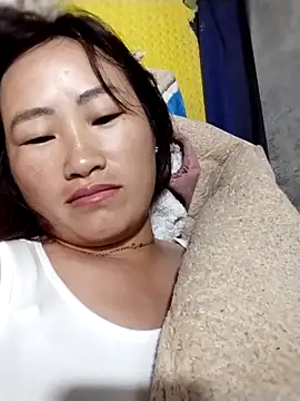 Snapshot of emini-xx chatting on November 1, 8:14 pm emini-xx online show from November 1, 8:14 pm