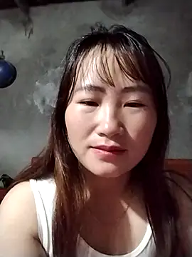 Snapshot of emini-xx chatting on November 9, 11:20 pm emini-xx online show from November 9, 11:20 pm