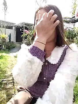 emini-xx online show from February 14, 3:07 am