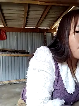 emini-xx online show from February 17, 6:33 am