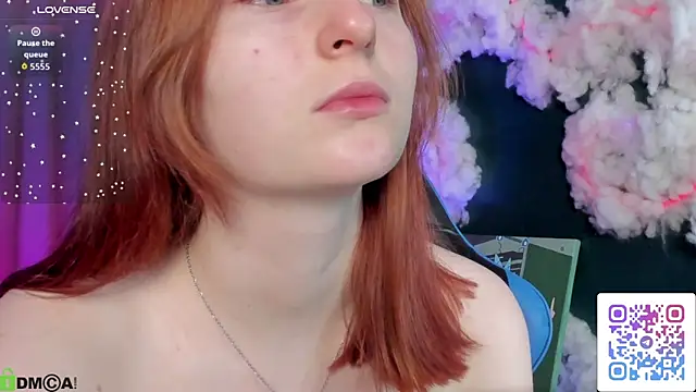 AngelWisee online show from December 18, 3:11 am