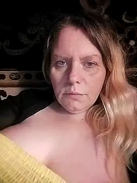 Lana-murr online show from December 18, 4:44 pm