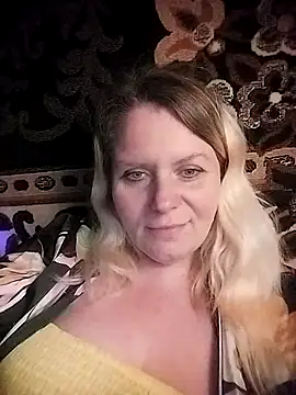 Snapshot of Lana-murr chatting on October 31, 7:21 pm Lana-murr online show from October 31, 7:21 pm