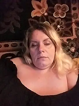 Snapshot of Lana-murr chatting on November 10, 8:25 pm Lana-murr online show from November 10, 8:25 pm