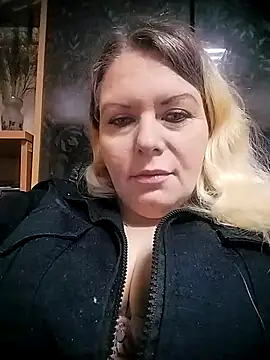 Snapshot of Lana-murr chatting on November 29, 7:08 am Lana-murr online show from November 29, 7:08 am