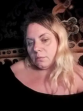 Snapshot of Lana-murr chatting on November 22, 3:33 pm Lana-murr online show from November 22, 3:33 pm