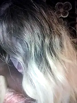 Lana-murr online show from February 5, 6:15 pm