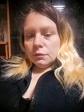 Lana-murr online show from March 22, 6:26 am