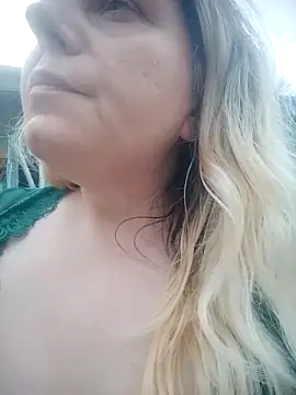 Lana-murr online show from April 18, 4:42 pm