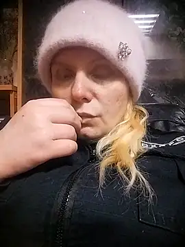 Lana-murr online show from February 18, 7:10 pm