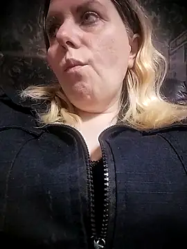 Lana-murr online show from March 18, 6:53 pm