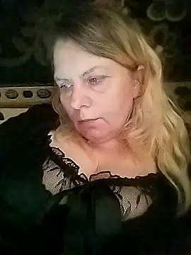 Snapshot of Lana-murr chatting on November 23, 6:45 am Lana-murr online show from November 23, 6:45 am