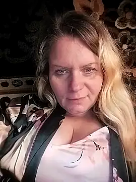 Snapshot of Lana-murr chatting on November 15, 5:33 am Lana-murr online show from November 15, 5:33 am