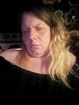 Lana-murr online show from March 27, 9:05 pm