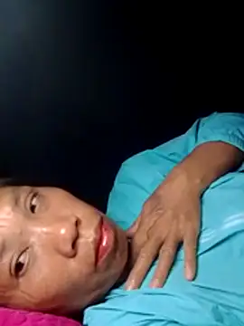 bella-la online show from February 13, 1:44 pm